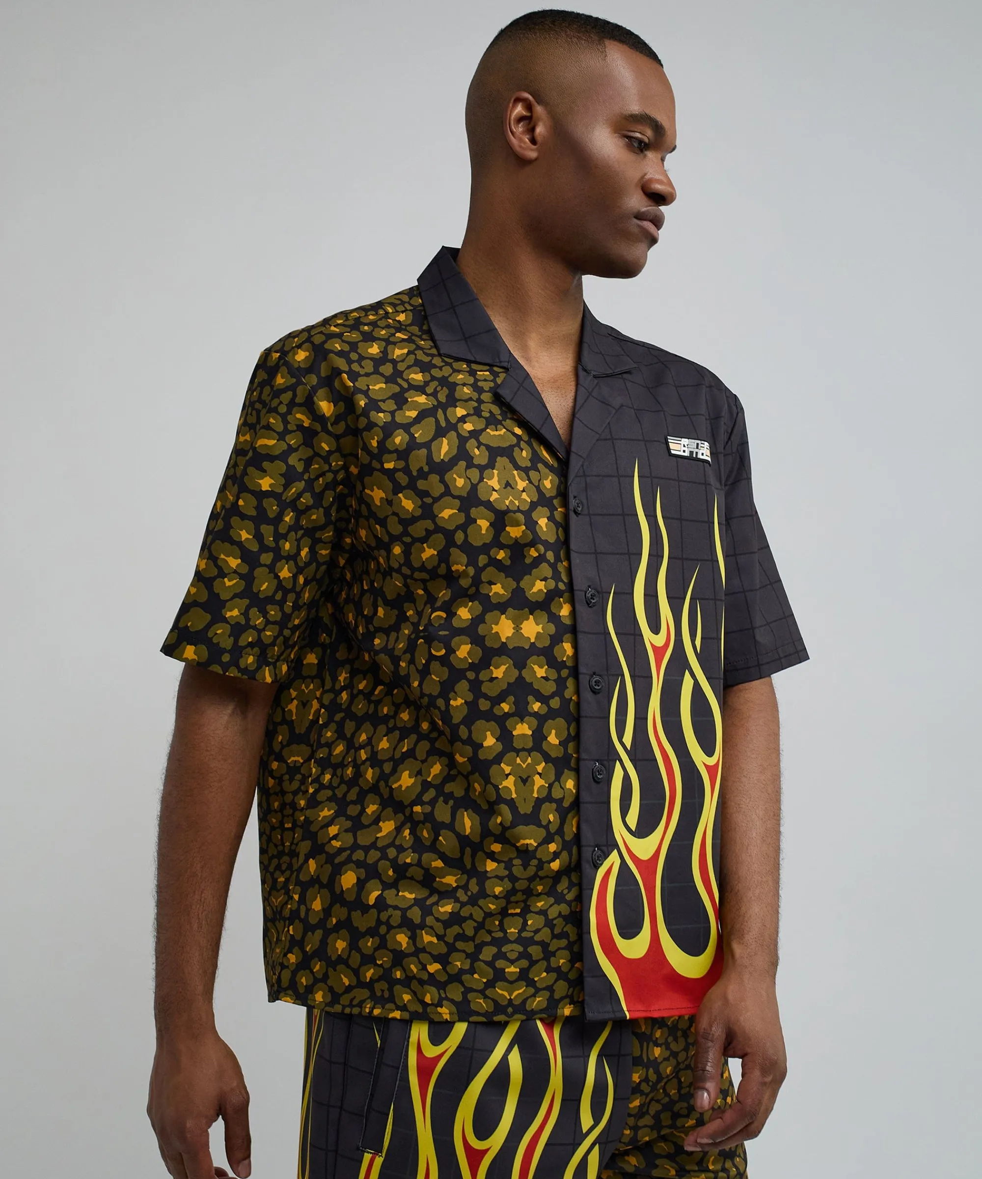 cheetah_and_flames_split_woven_short_sleeve_shirt_5.webp Cheap Cheetah And Flames Split Woven Short Sleeve Shirt Button Downs