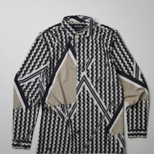 Discount Geo Print Long Sleeve Woven Shirt Button Downs