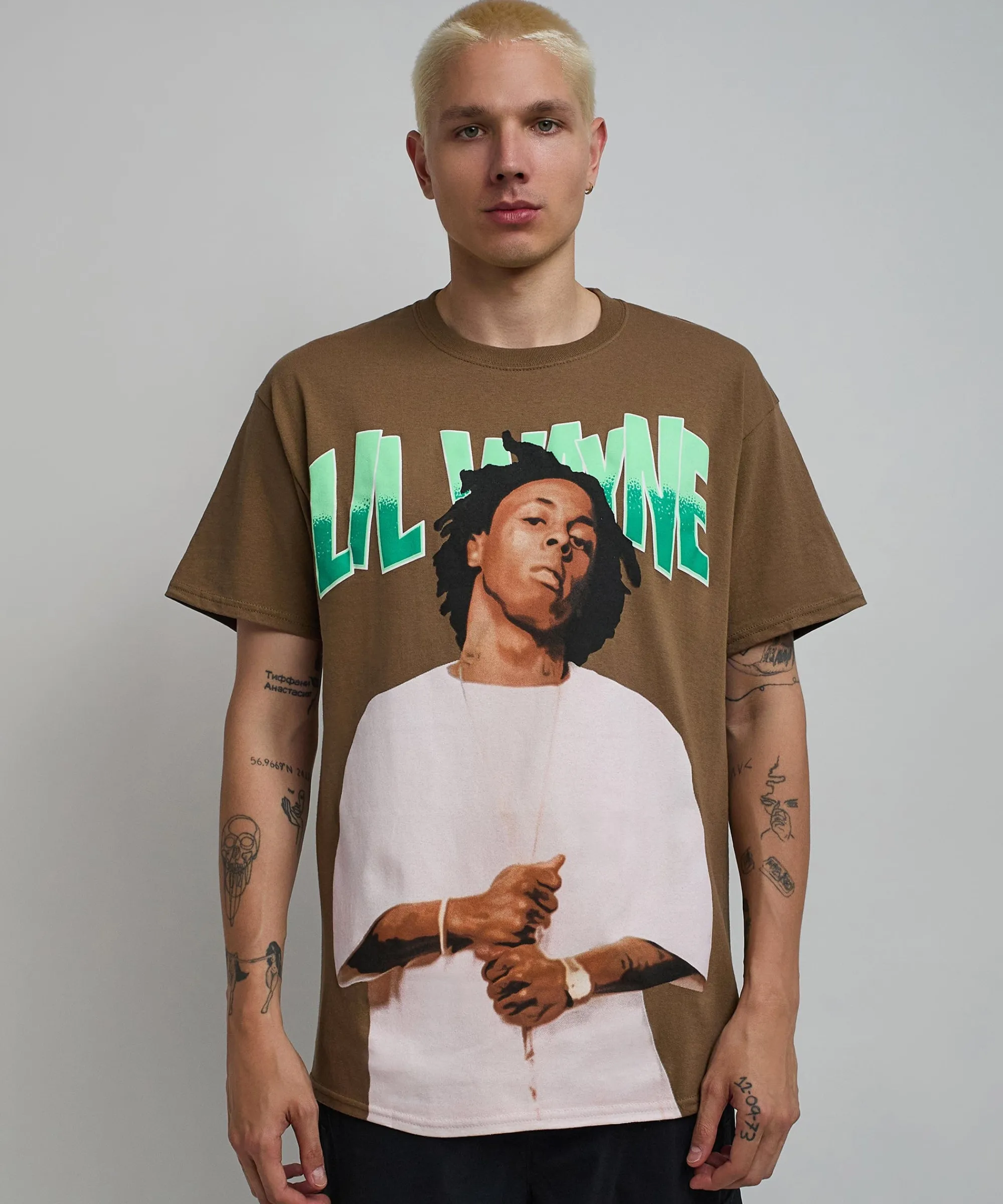 lil_wayne_tha_carter_short_sleeve_tee__brown_0.webp Shop Lil Wayne Tha Carter Short Sleeve Tee - Brown Graphic Tees