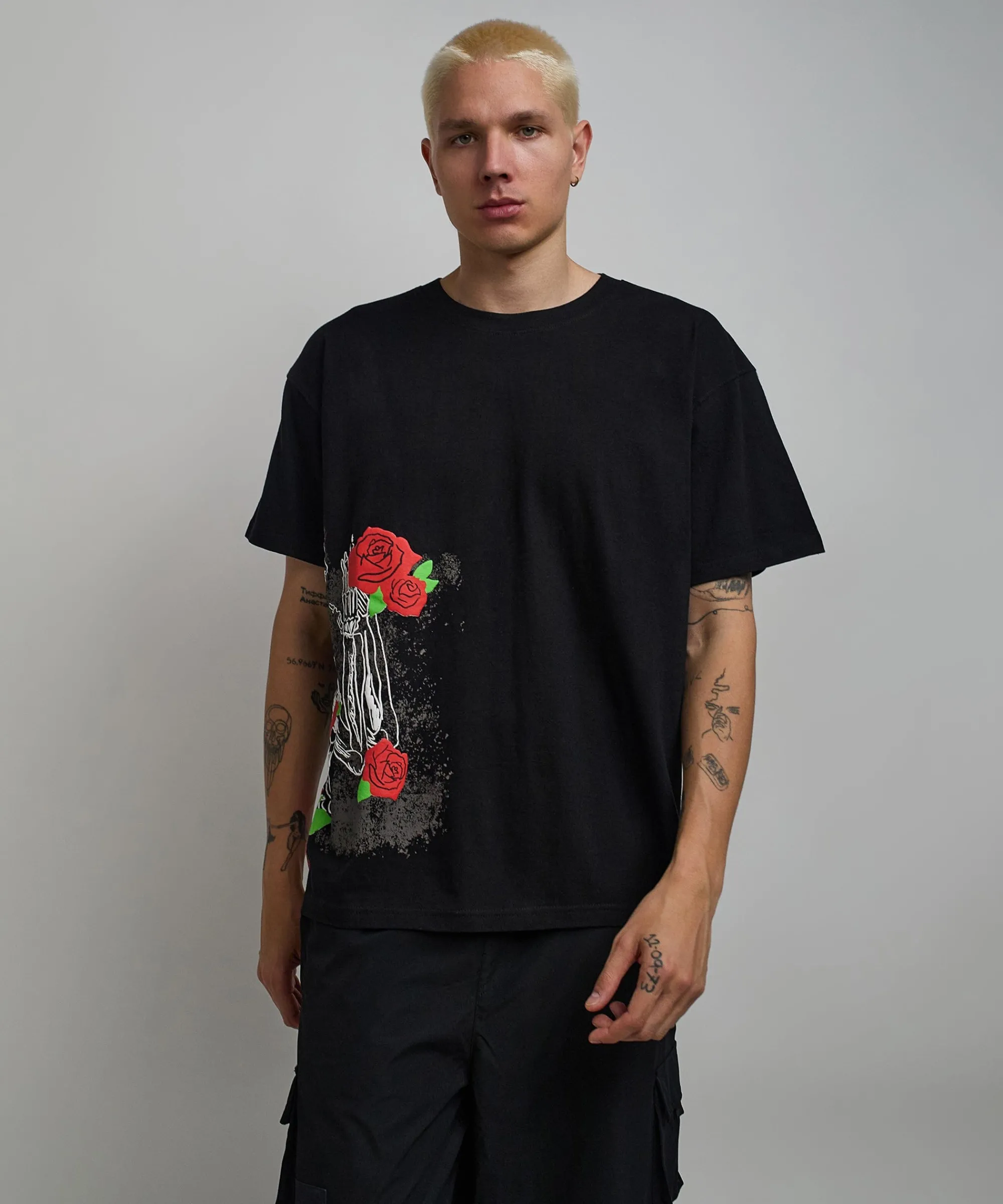 no_love_lost_short_sleeve_tee__black_2.webp Sale No Love Lost Short Sleeve Tee - Black Graphic Tees