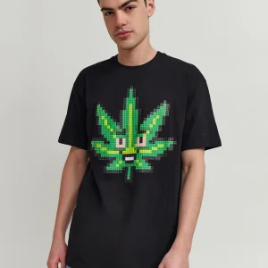 Discount Pixel Leaf Short Sleeve Tee - Black Graphic Tees
