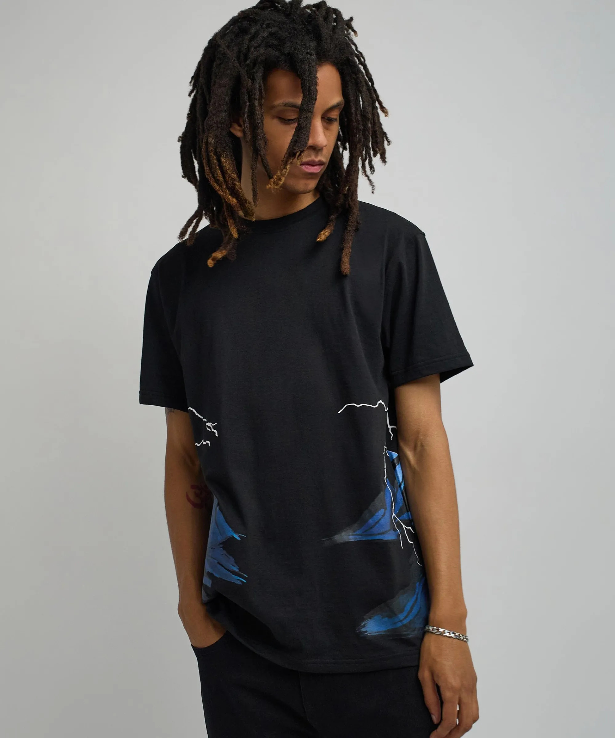 Cheap Trust No One Oversized Short Sleeve Tee - Black Oversized Tees | Graphic Tees